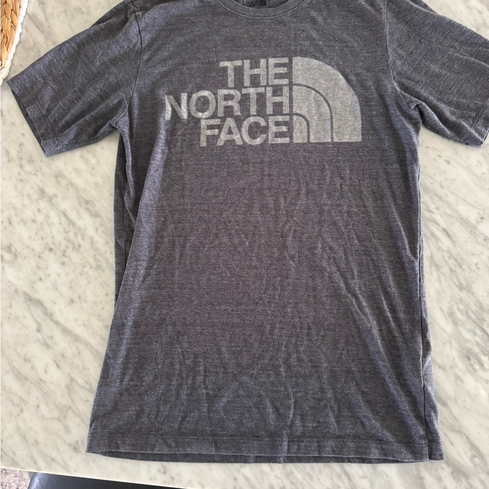 The North Face Men's Charcoal Tee Small